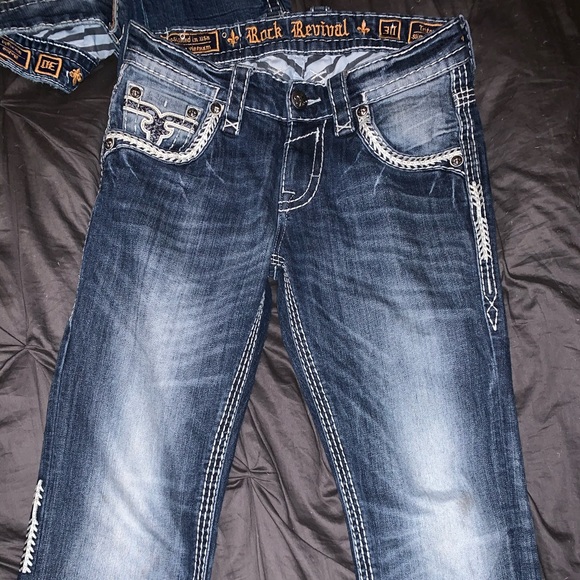 Men’s rock revival jeans